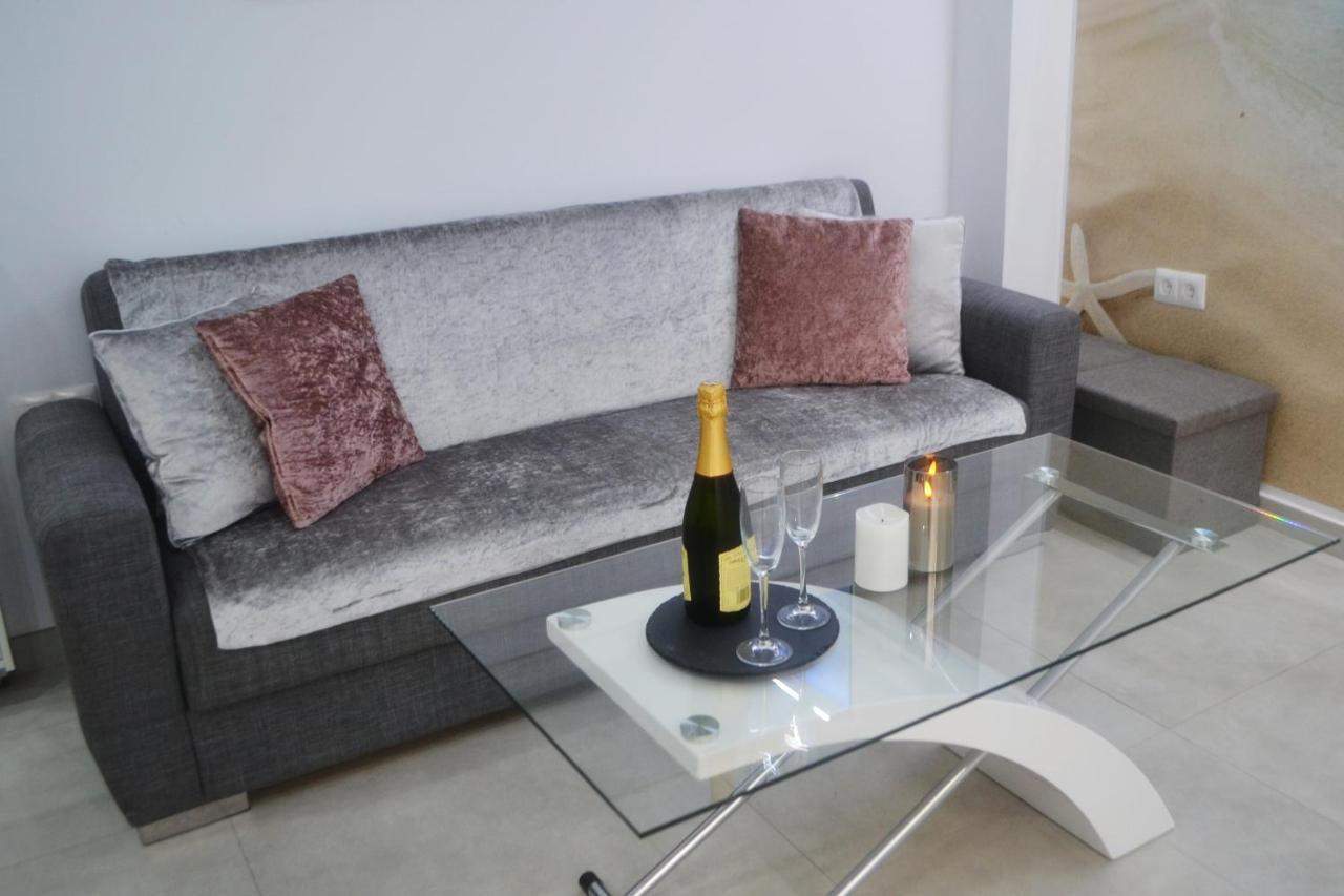 Blue Horizon Luxury Apartment Nerja Esterno foto