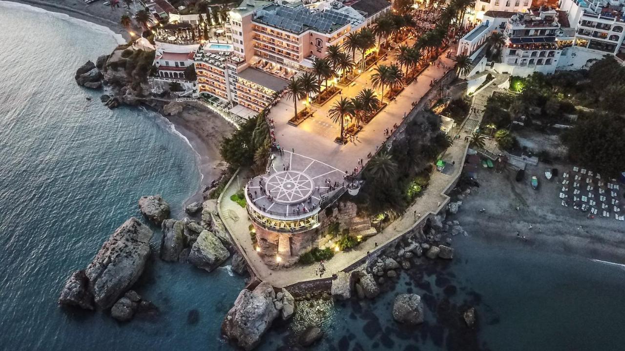 Blue Horizon Luxury Apartment Nerja Esterno foto