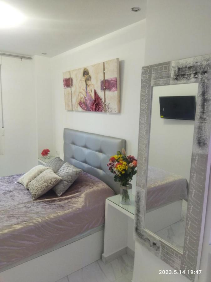 Blue Horizon Luxury Apartment Nerja Esterno foto