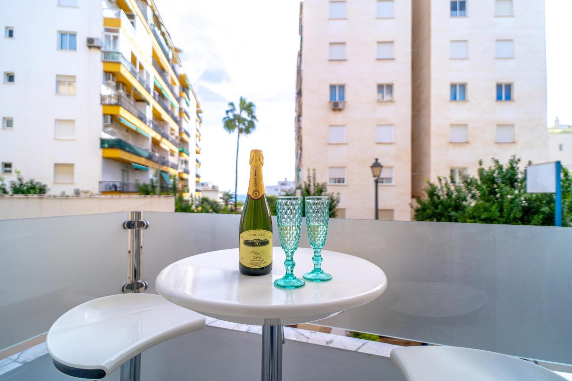 Blue Horizon Luxury Apartment Nerja Esterno foto
