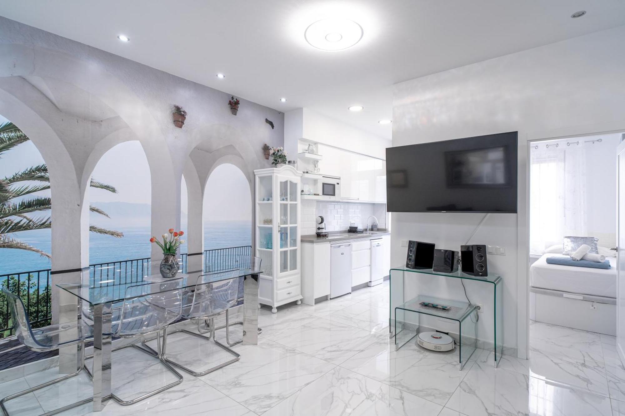 Blue Horizon Luxury Apartment Nerja Esterno foto